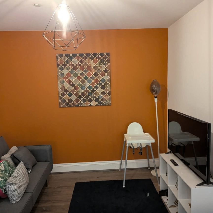 Lounge Feature Wall & Decor — Ready Fix Property Maintenance